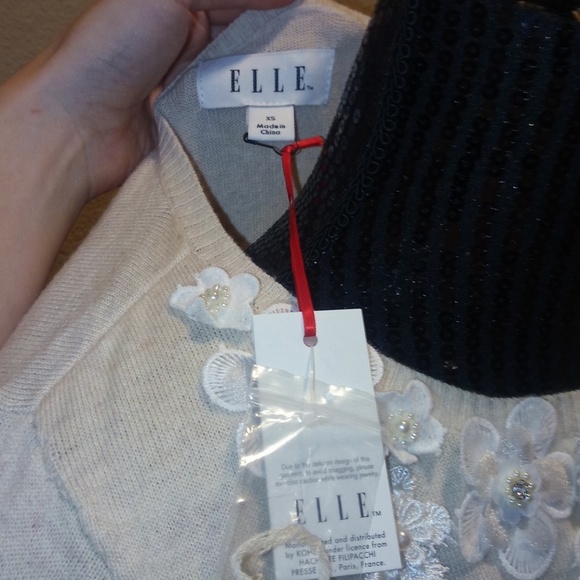 NWT ELLE Women's Flower Crewneck Pullover Sweater - Picture 6 of 6